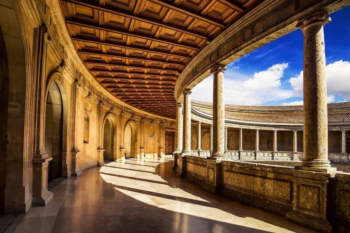 Tour guidato a piedi del Palazzo dell'Alhambra e dei Giardini del Generalife — foto 3
