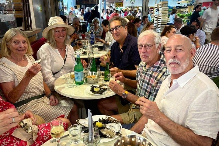 Bordeaux Süßes & Herzhaftes Food Tour mit Weinverkostung — Foto 4