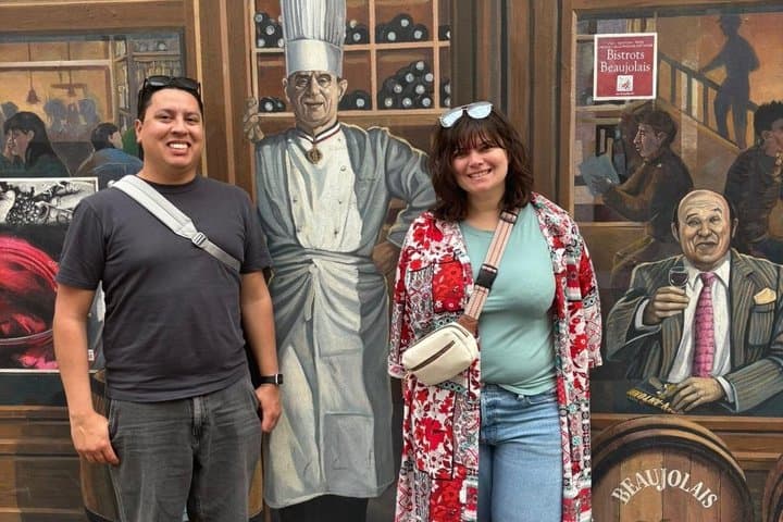 Lyon Morgenmarkt für Lebensmittelverkostungstour in Les Halles Paul Bocuse
