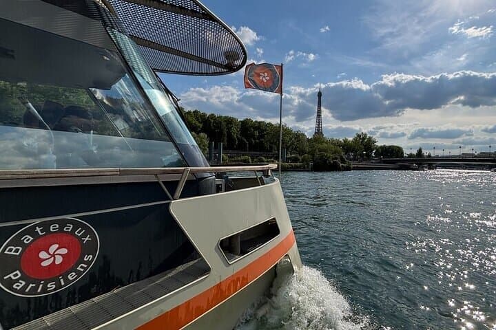 Crociere panoramiche sul fiume Senna a Parigi — foto 2