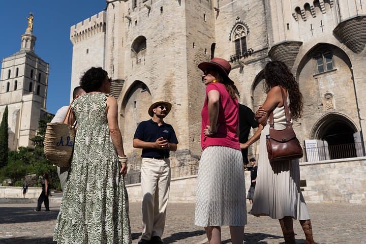 Marseille Küstenausflug: Avignon & Châteauneuf du Pape Weinprobe