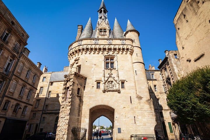 Caccia al Tesoro e Tour a Piedi Autoguidato a Bordeaux — foto 4