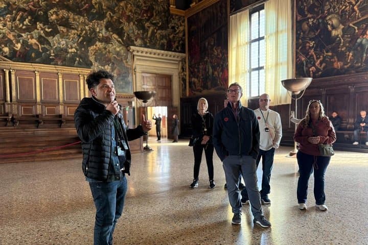 Geführte Tour durch den Dogenpalast mit geheimen Itinerarien, Venedig — Foto 3
