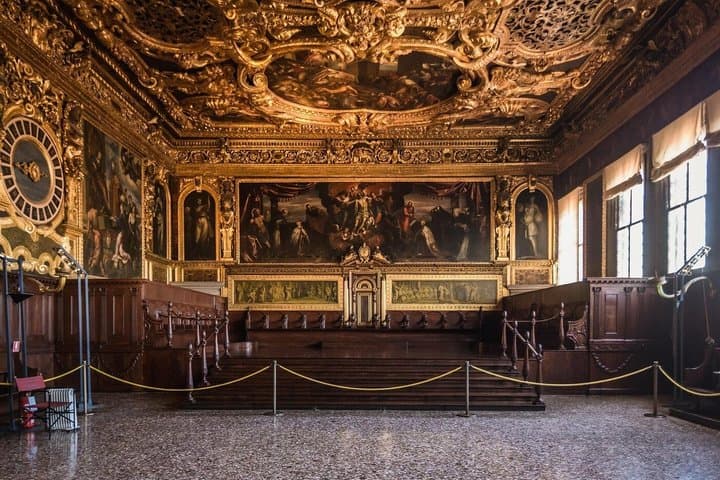 Geführte Tour durch den Dogenpalast mit geheimen Itinerarien, Venedig — Foto 4
