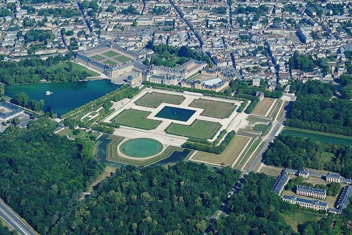 Visite guidée du Château de Fontainebleau et de Vaux-le-Vicomte depuis Paris — photo 3