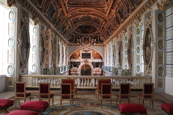 Visite guidée du Château de Fontainebleau et de Vaux-le-Vicomte depuis Paris — photo 4