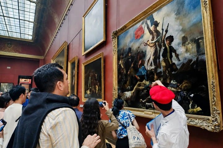 Geführte Tour durch das Louvre Museum — Foto 1