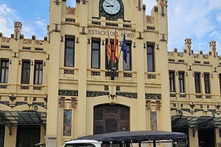 Tour en Tuk Tuk en Valencia durante 2 Horas — foto 2
