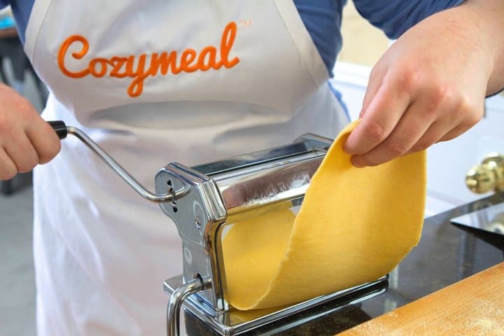Préparez des Tortellini en Brodo à Bologne - Repas en 4 Services — photo 5