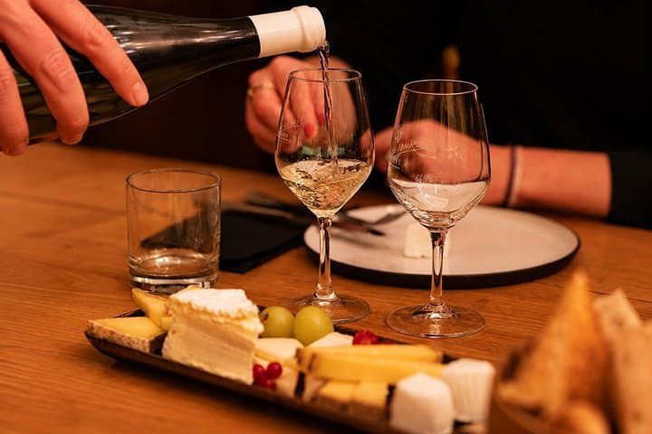 Tour enogastronomico e storico di Bordeaux: Dolci, Vini e Formaggi — foto 2
