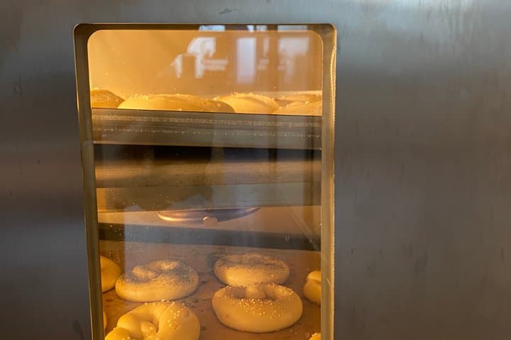 Atelier de Bretzels Bavarois et Dégustation de Bière à Munich — photo 3