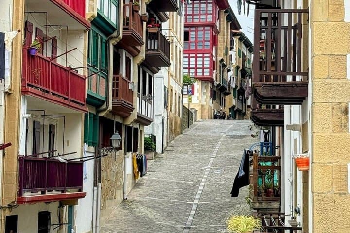 Visite Privée : Route des Vignobles de Txakoli et des Pintxos à Hondarribia — photo 3
