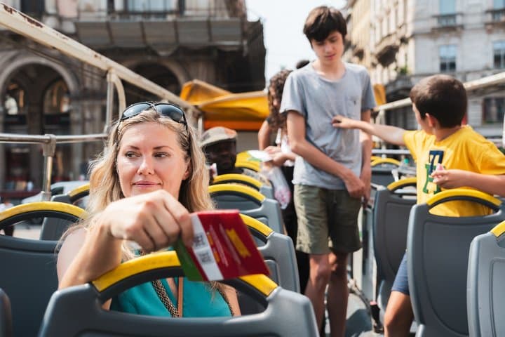 Visite de Milan en bus à arrêts multiples pendant 72 heures avec guide audio — photo 2