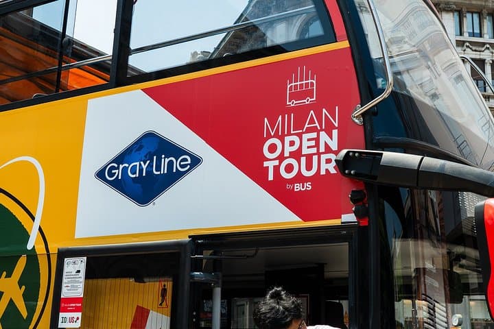 Gray Line Mailand Hop-On Hop-Off Tour mit Audioguide — Foto 4