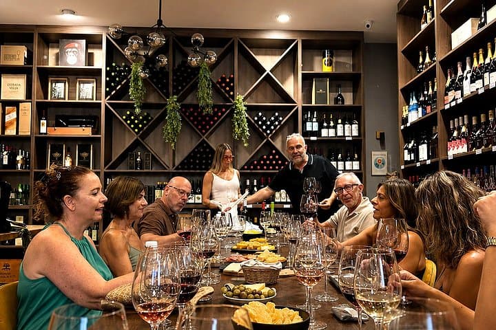 Málaga Weinverkostung mit 5 Weinen und Gourmet-Tapas