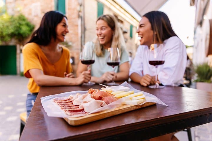Provençal Food, Wine & Cheese Tour in Cannes — Foto 2