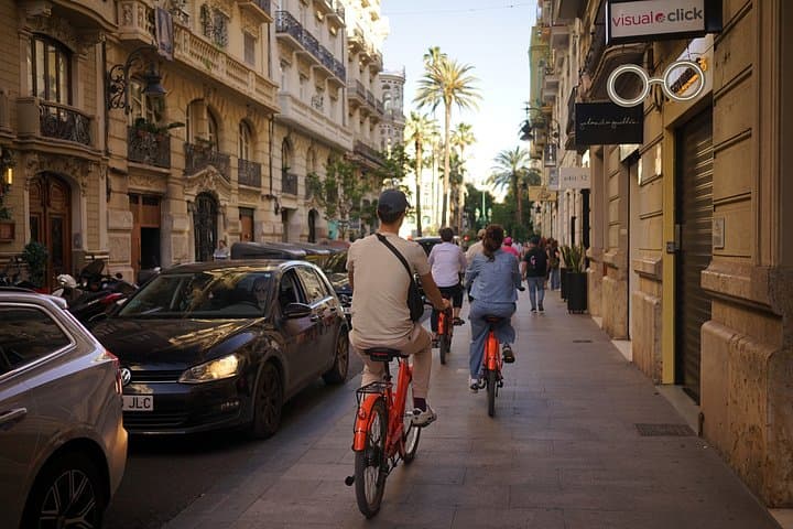 Valencia en 90 Minutos Tour en Bicicleta o E-Bicicleta — foto 5