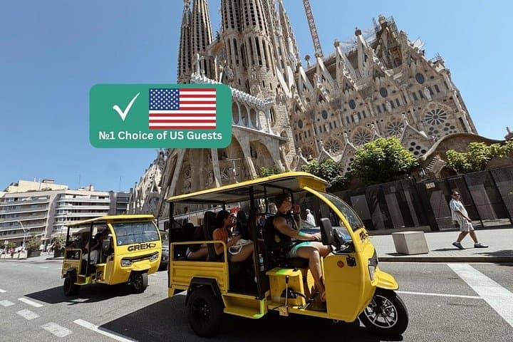 Barcelona Stadtbesichtigung mit privatem Tuk Tuk — Foto 5