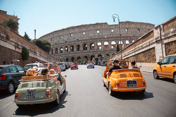 Tour in Fiat 500 Cabriolet a Roma con Foto Professionali