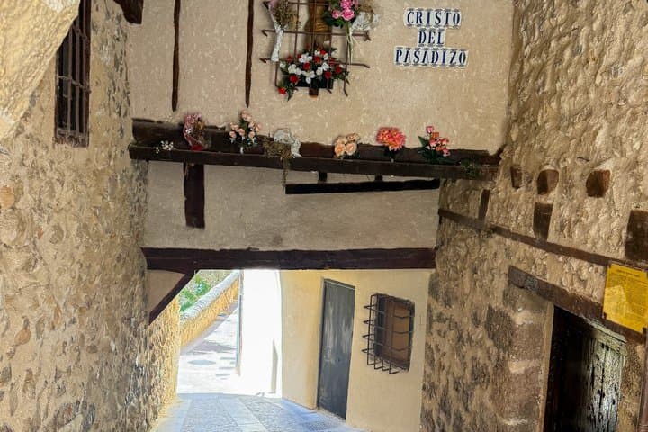 Tour di un giorno intero a Cuenca e la Città Incantata da Madrid — foto 5