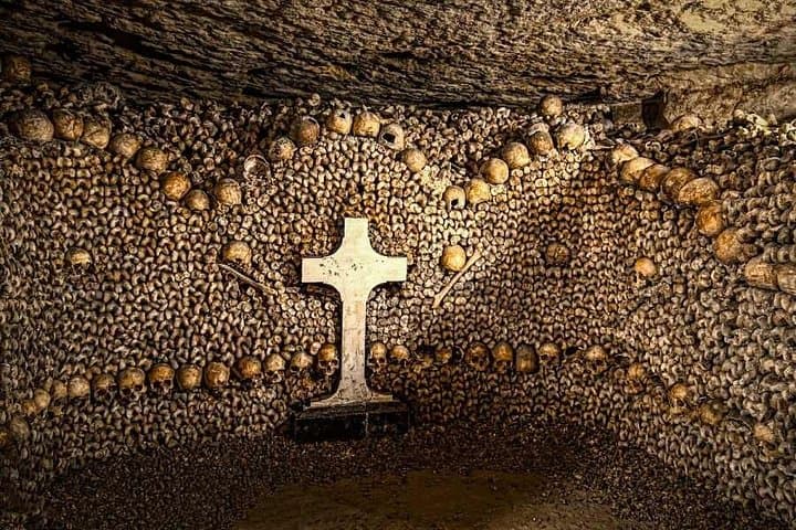 Billet pour les Catacombes de Paris avec croisière sur la Seine en option