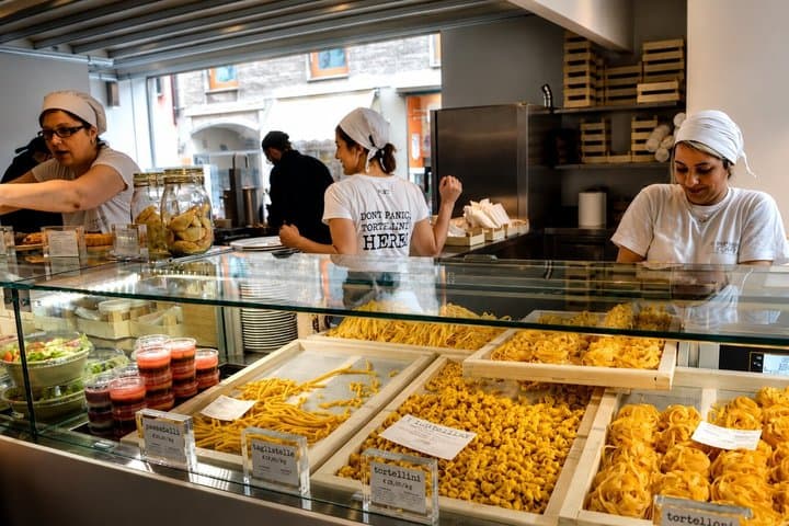 Bologna Street Food Walk: Tour Gastronomico di 2 Ore