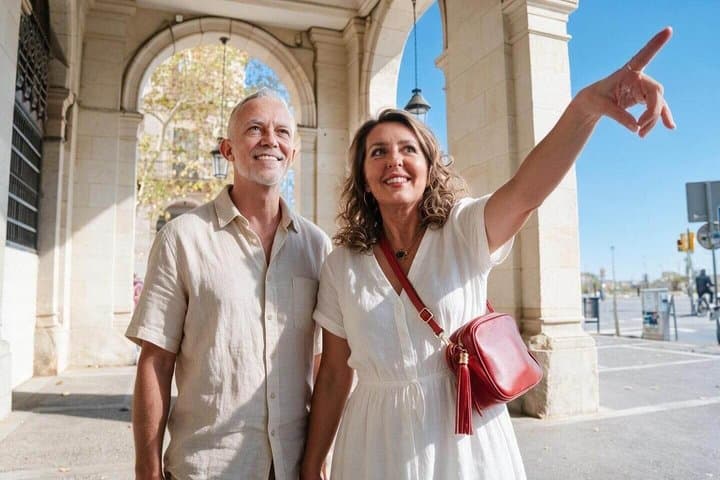 Private 2-stündiger Einführungsspaziergang in Poitiers — Foto 2
