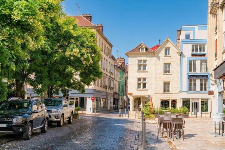 Private 2-stündiger Einführungsspaziergang in Poitiers