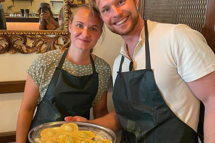 Cours de cuisine de pâtes et tiramisu avec vin à Venise