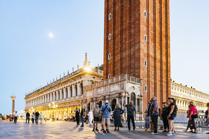 Venezia di Notte: Tour dei Punti Salienti e Gemme Nascoste