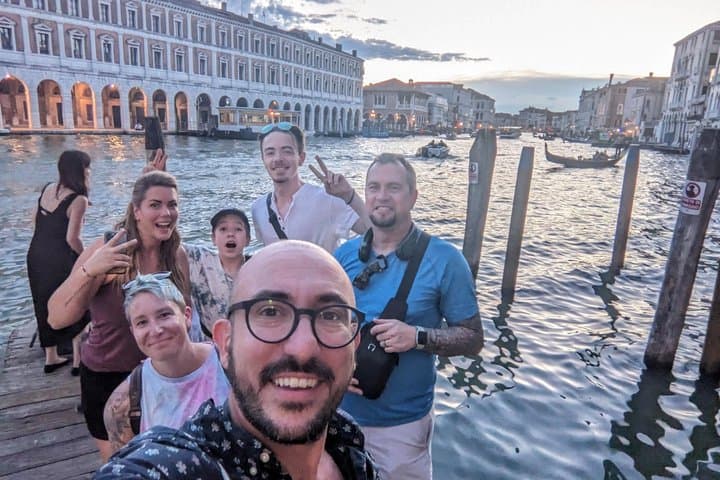 Venedig bei Nacht: Höhepunkte und versteckte Schätze Tour — Foto 3