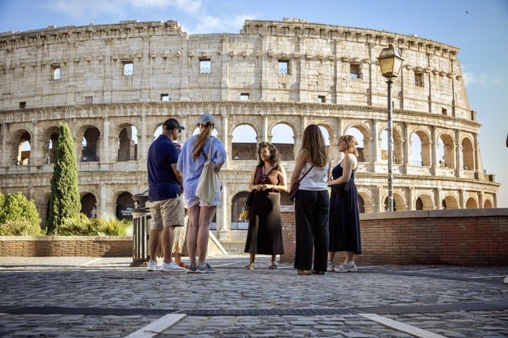 Roma: Tour Guidato del Colosseo, Palatino e Foro Romano — foto 2