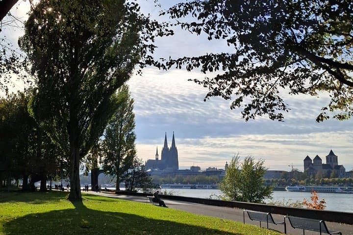Tour guiado de 4 días por Colonia y sus alrededores con cena — foto 2