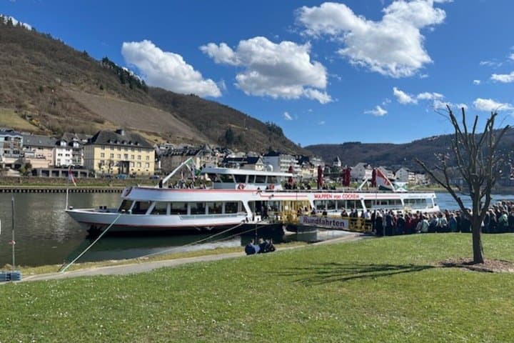 Tour guiado de 4 días por Colonia y sus alrededores con cena