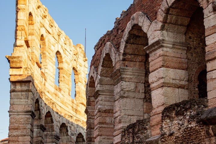 Best of Verona Tour mit dem Hochgeschwindigkeitszug von Venedig — Foto 2
