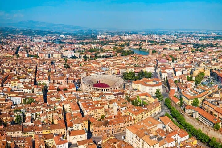 Visite privée de 2 heures à pied dans la ville de Vérone