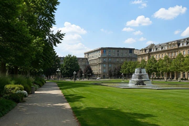 Podcast Tour Wiesbaden El Patio del Emperador — foto 4