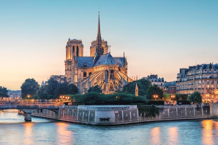 Paris Highlights Tour: Eiffel Tower, Notre-Dame & Louvre — Foto 2