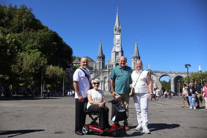 Private Tour von Lourdes mit Transport
