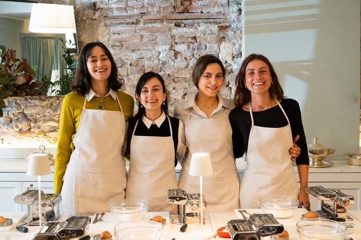 Bologna Award Winning Chef Pasta and Iconic Dessert Class
