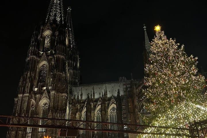 Tour del Mercatino di Natale di Colonia con Cibo e Bevande