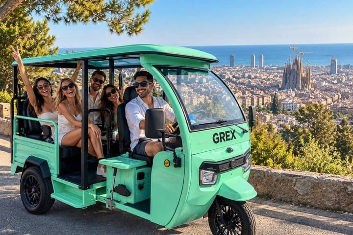 Barcelona Stadtbesichtigung mit privatem Tuk Tuk