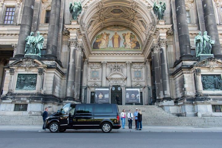Privater maßgeschneiderter 3-Stunden-Tour durch Berlin mit dem Auto — Foto 2