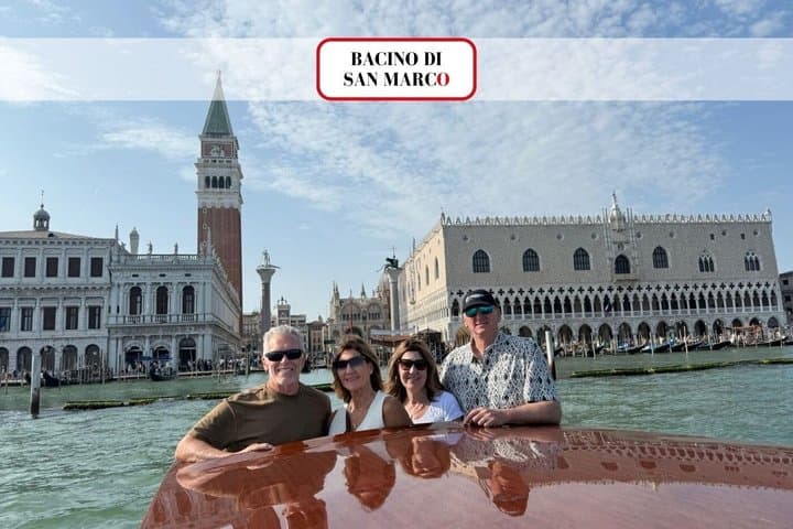 Crociere al Tramonto nella Laguna di Venezia con Vista su San Marco e Aperitivo