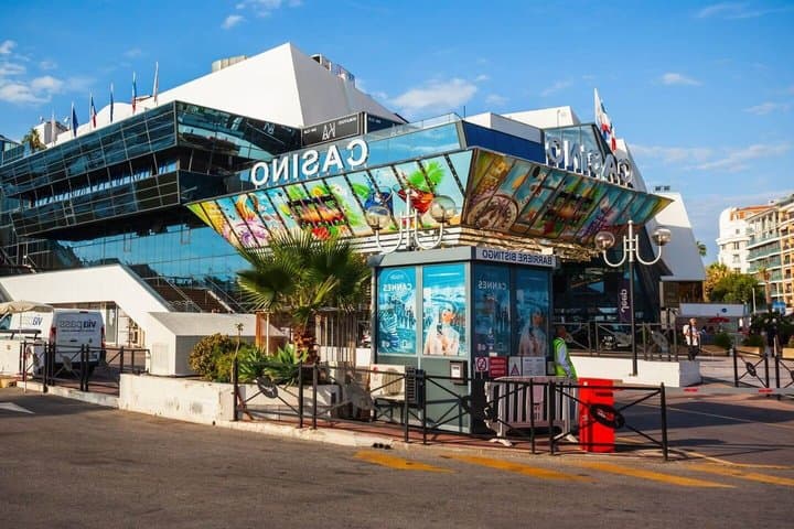 Visite privée de Cannes : balade introductive de 2 heures avec un guide local — photo 4