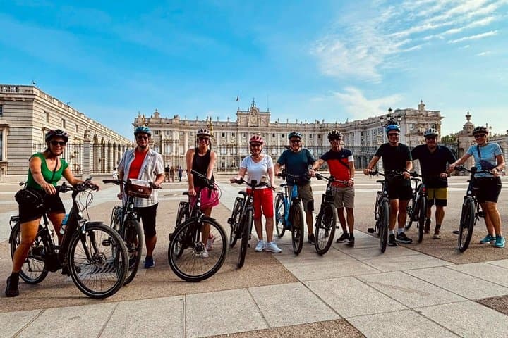 Tour della città di Madrid in bici o e-bike — foto 5